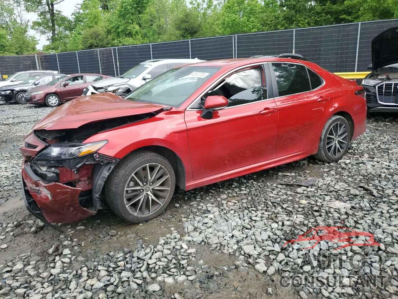 TOYOTA CAMRY 2022 - 4T1G11AK5NU010309