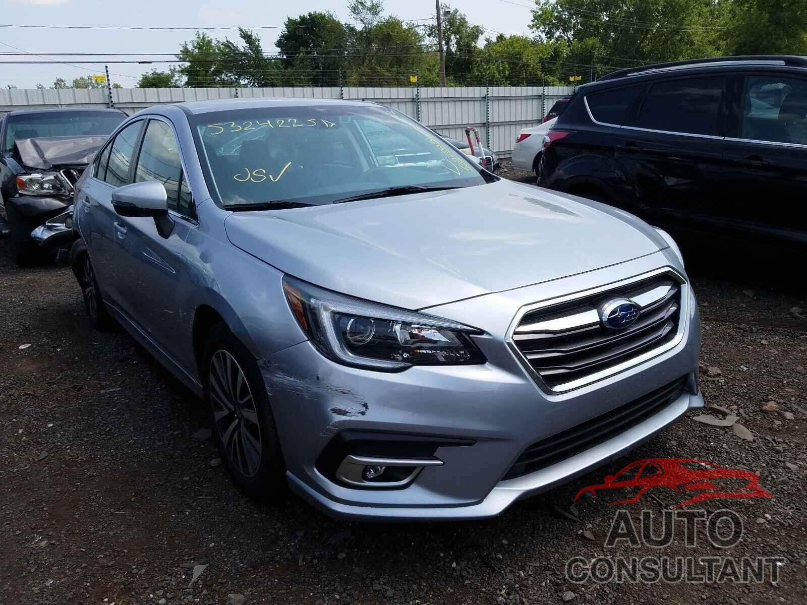 SUBARU LEGACY 2019 - 4S3BNAF60K3040771
