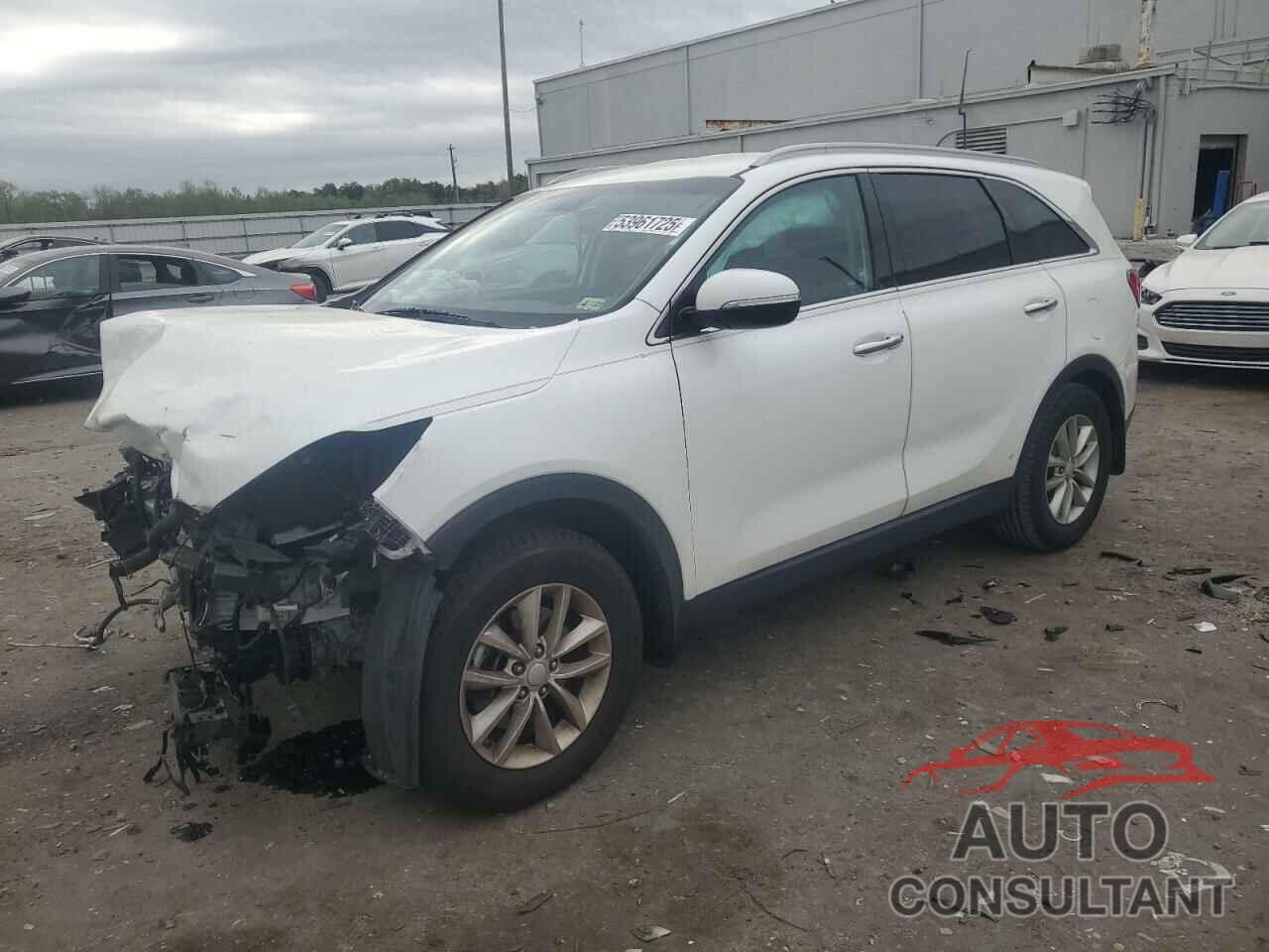 KIA SORENTO 2017 - 5XYPG4A56HG199914