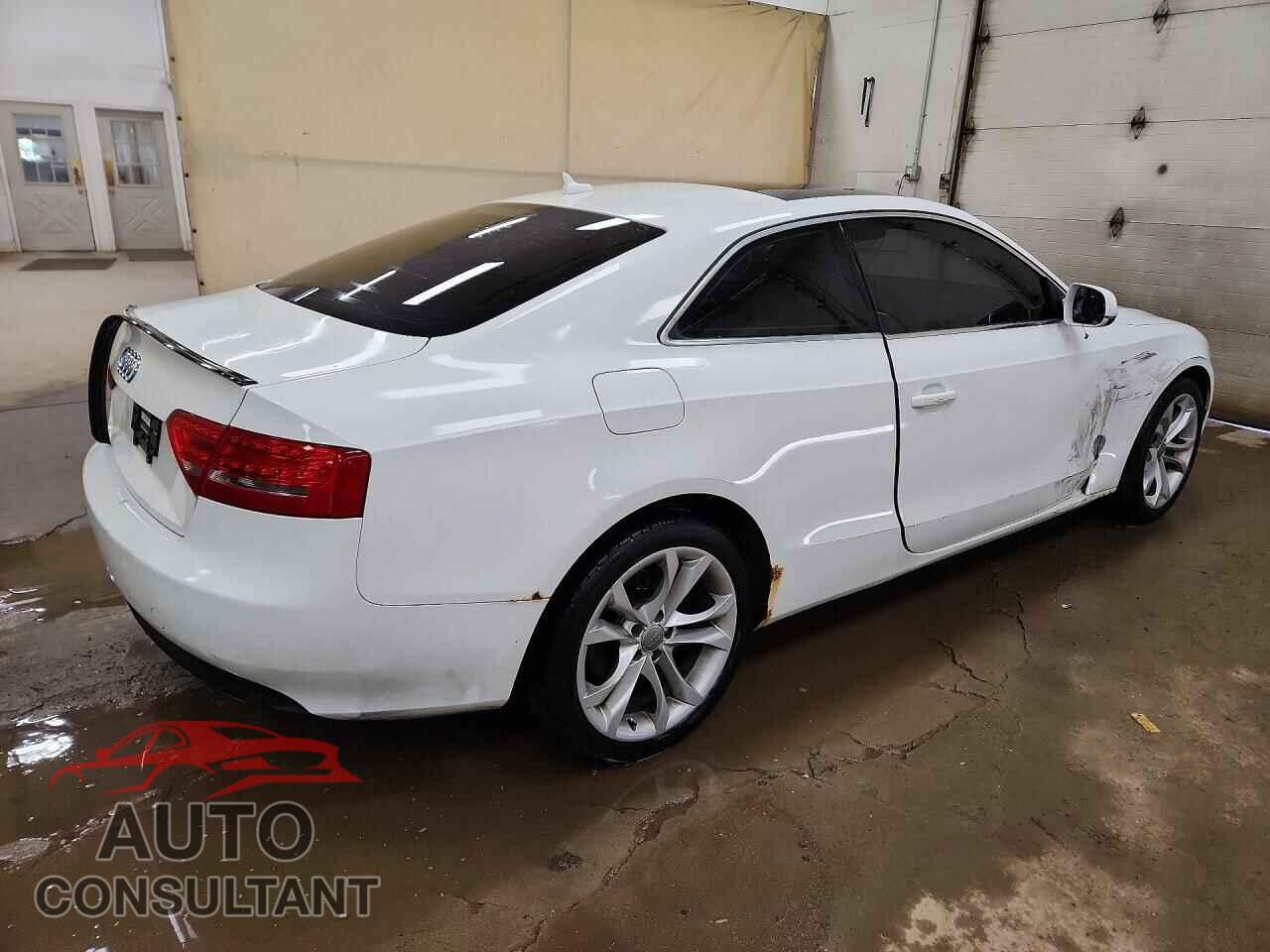 AUDI A5 2010 - WAULFAFR2AA010612