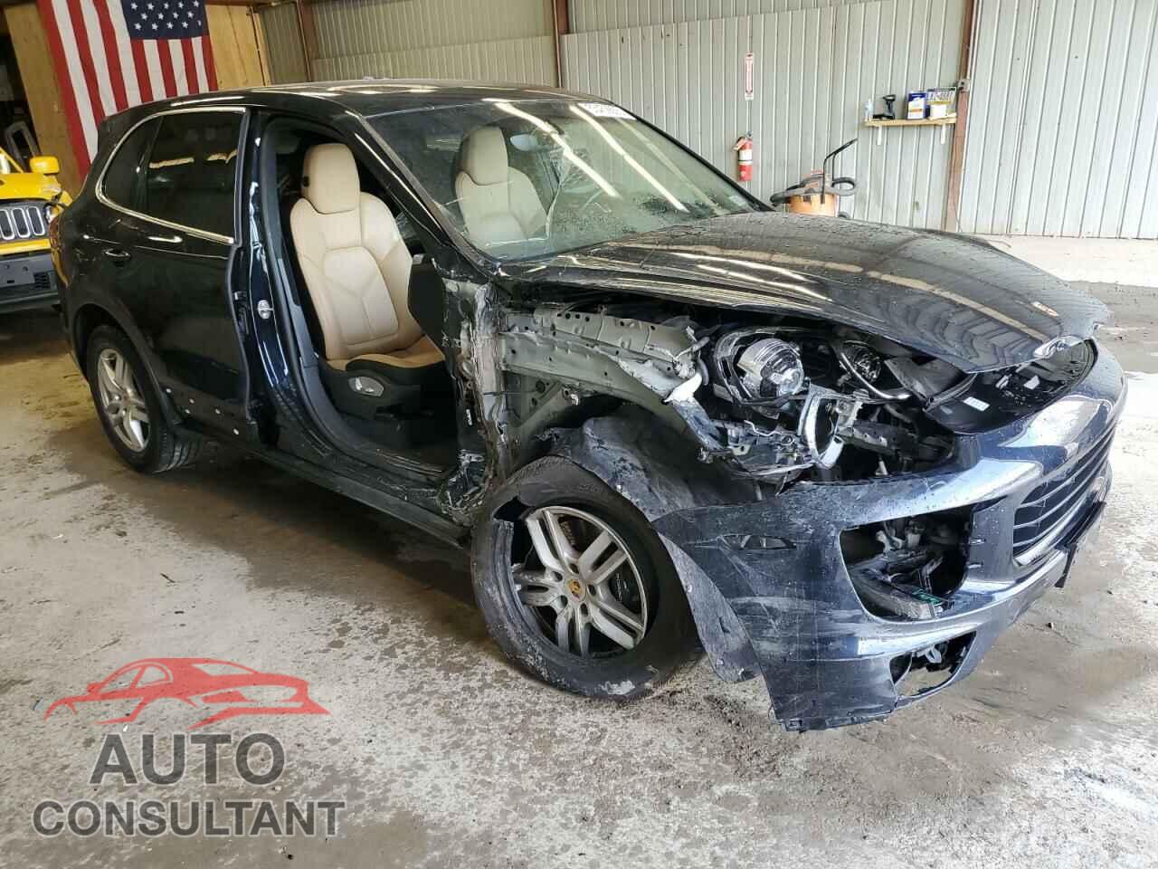 PORSCHE CAYENNE 2017 - WP1AA2A23HKA91745
