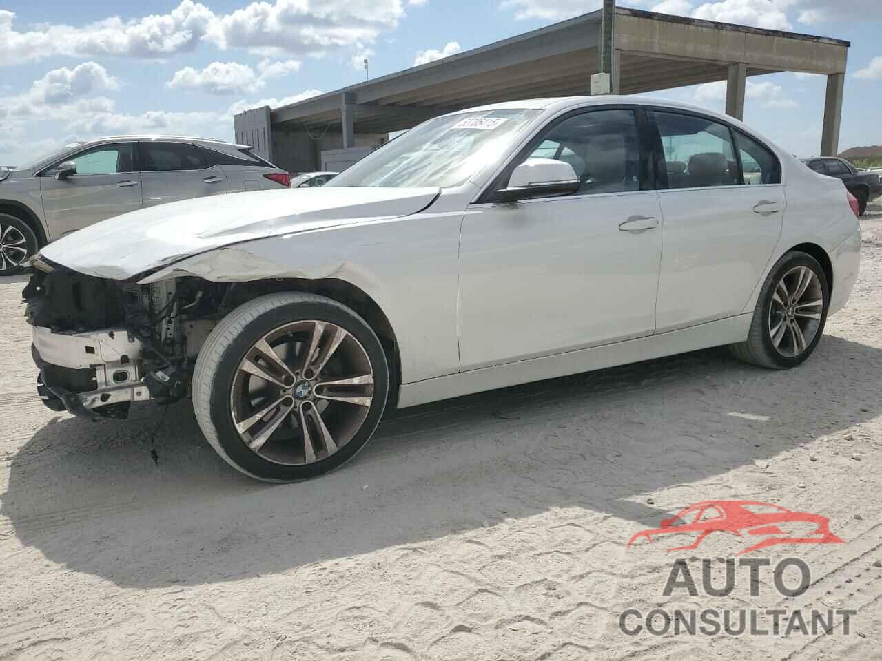 BMW 3 SERIES 2018 - WBA8B9G54JNV00165