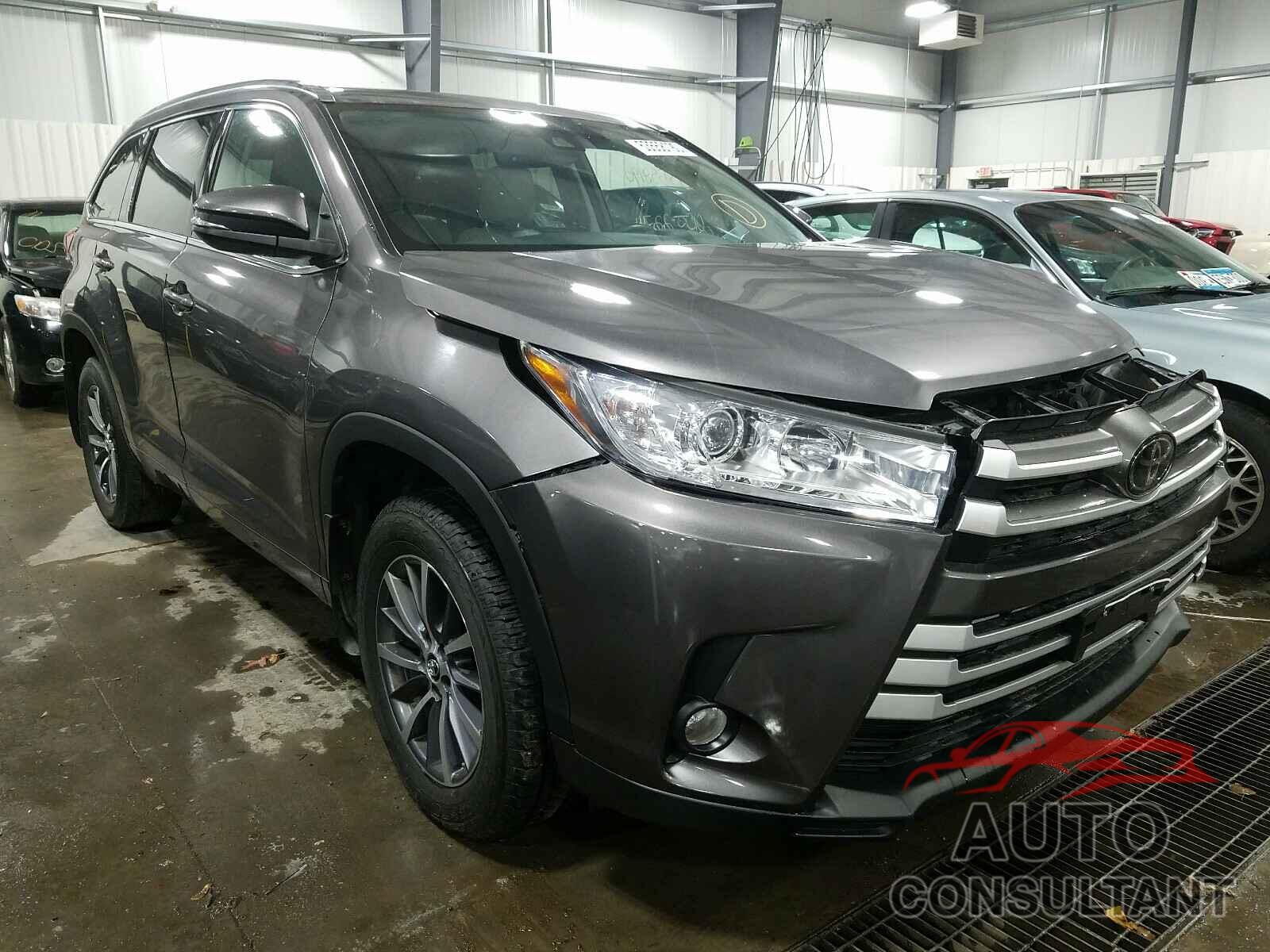 TOYOTA HIGHLANDER 2017 - 5TDJZRFH8HS452458
