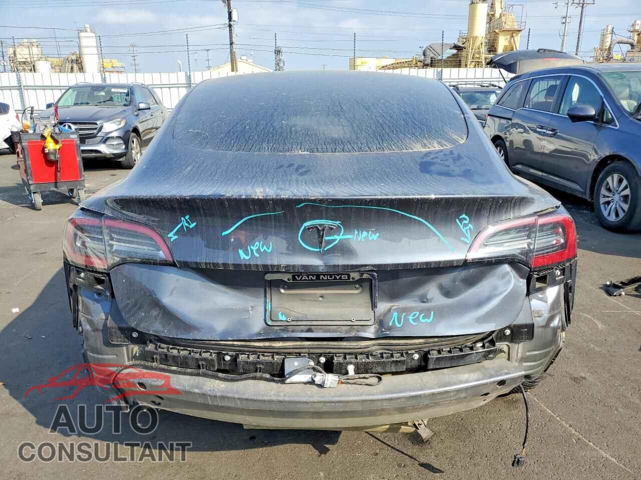 TESLA MODEL 3 2019 - 5YJ3E1EA2KF298870
