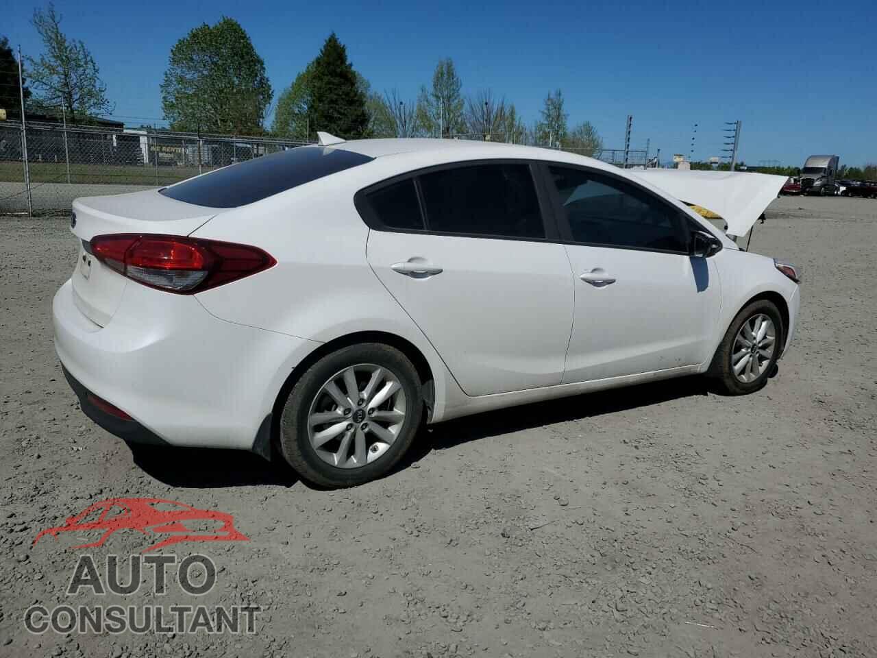 KIA FORTE 2017 - 3KPFL4A78HE015952