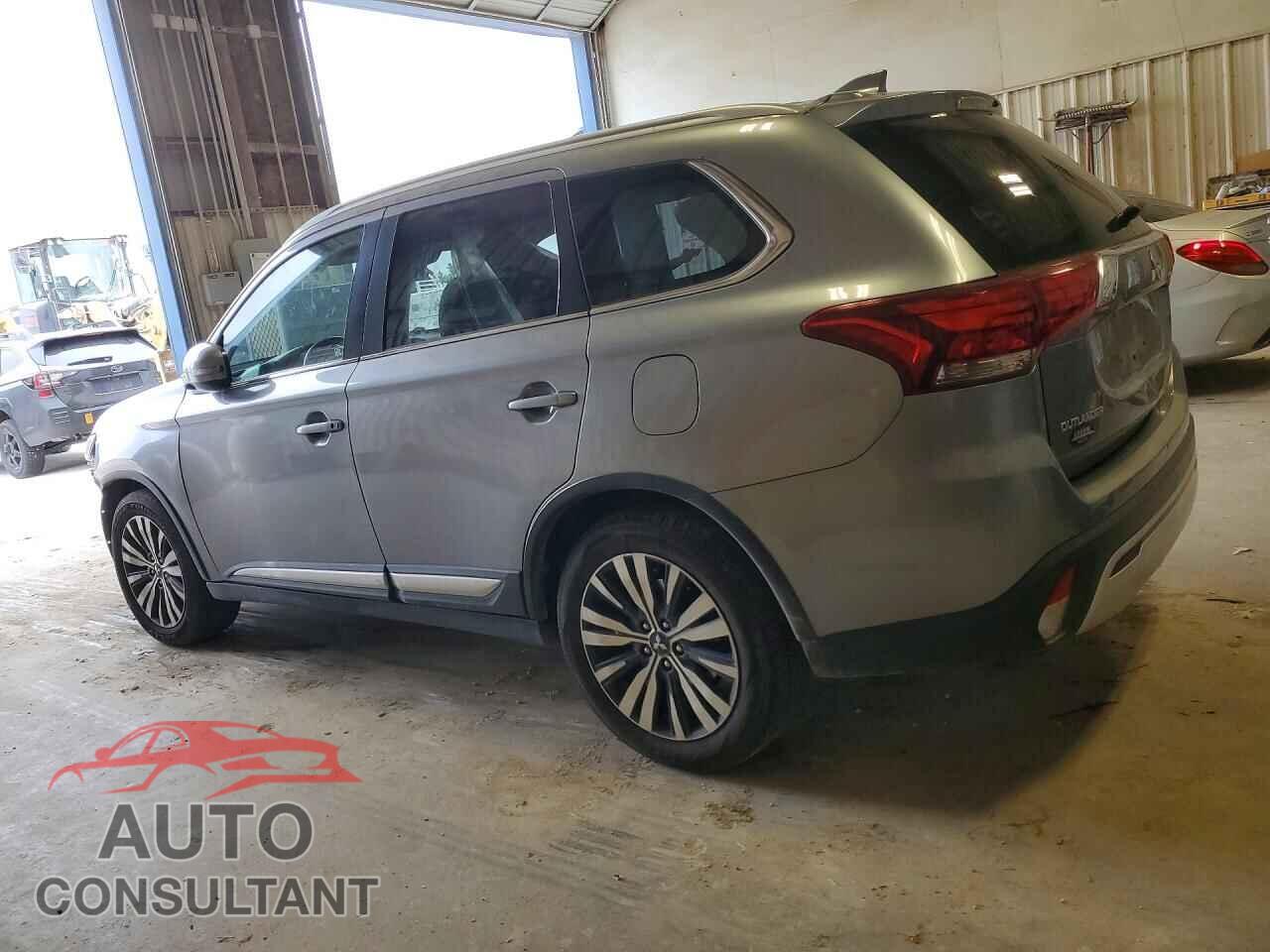 MITSUBISHI OUTLANDER 2020 - JA4AD3A33LZ033605