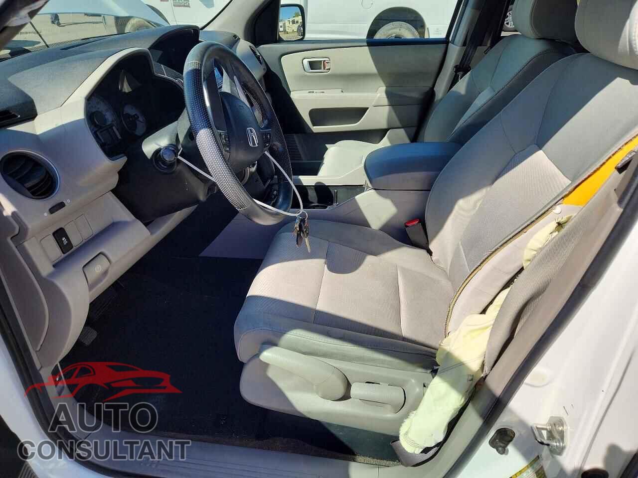 HONDA PILOT 2013 - 5FNYF3H25DB030174