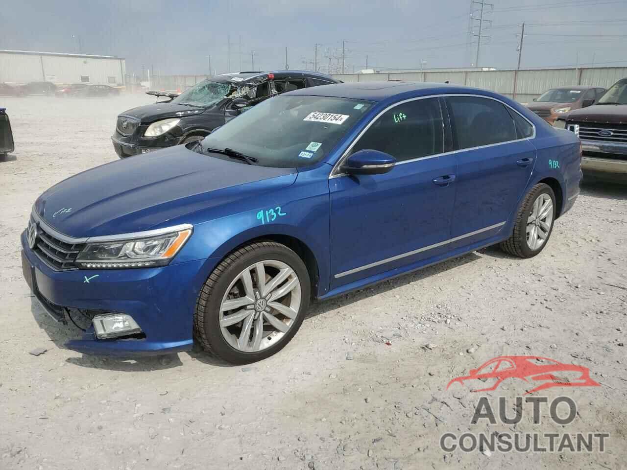 VOLKSWAGEN PASSAT 2017 - 1VWCT7A39HC035388