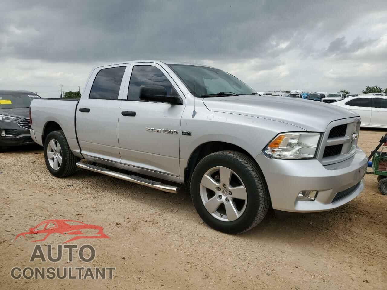 DODGE RAM 1500 2012 - 1C6RD7KT1CS340348