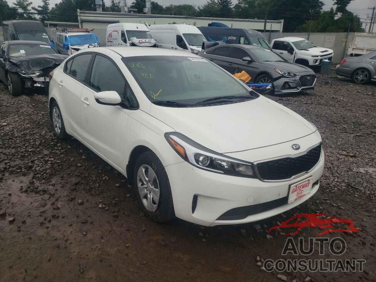 KIA FORTE 2018 - 3KPFK4A72JE265826