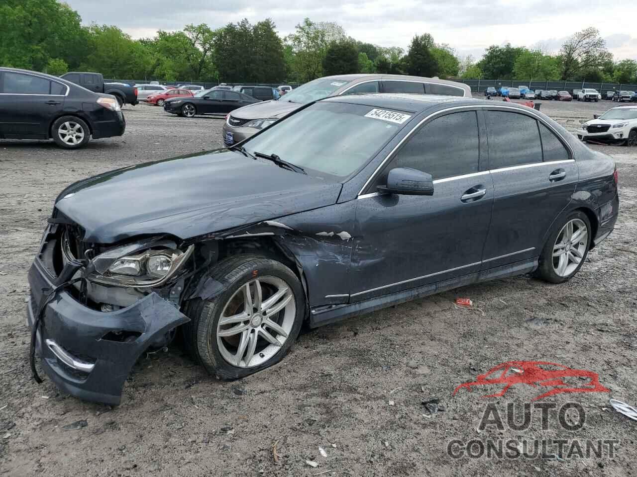 MERCEDES-BENZ C-CLASS 2013 - WDDGF8AB0DG124719