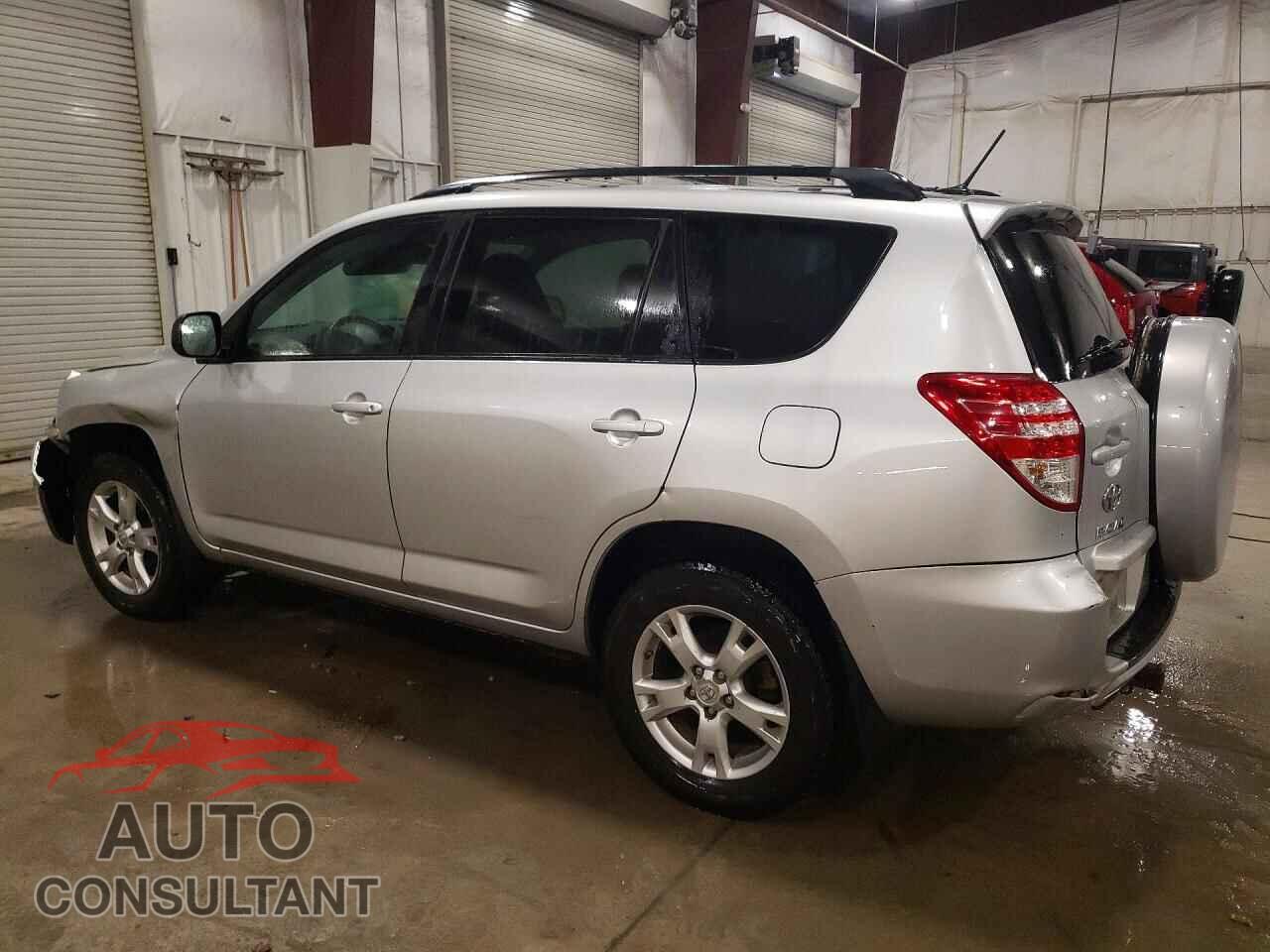 TOYOTA RAV4 2011 - 2T3BF4DV2BW094143