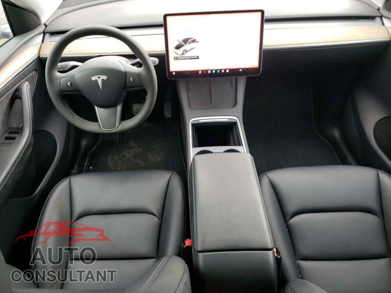 TESLA MODEL Y 2023 - LRWYGDFD4PC929579