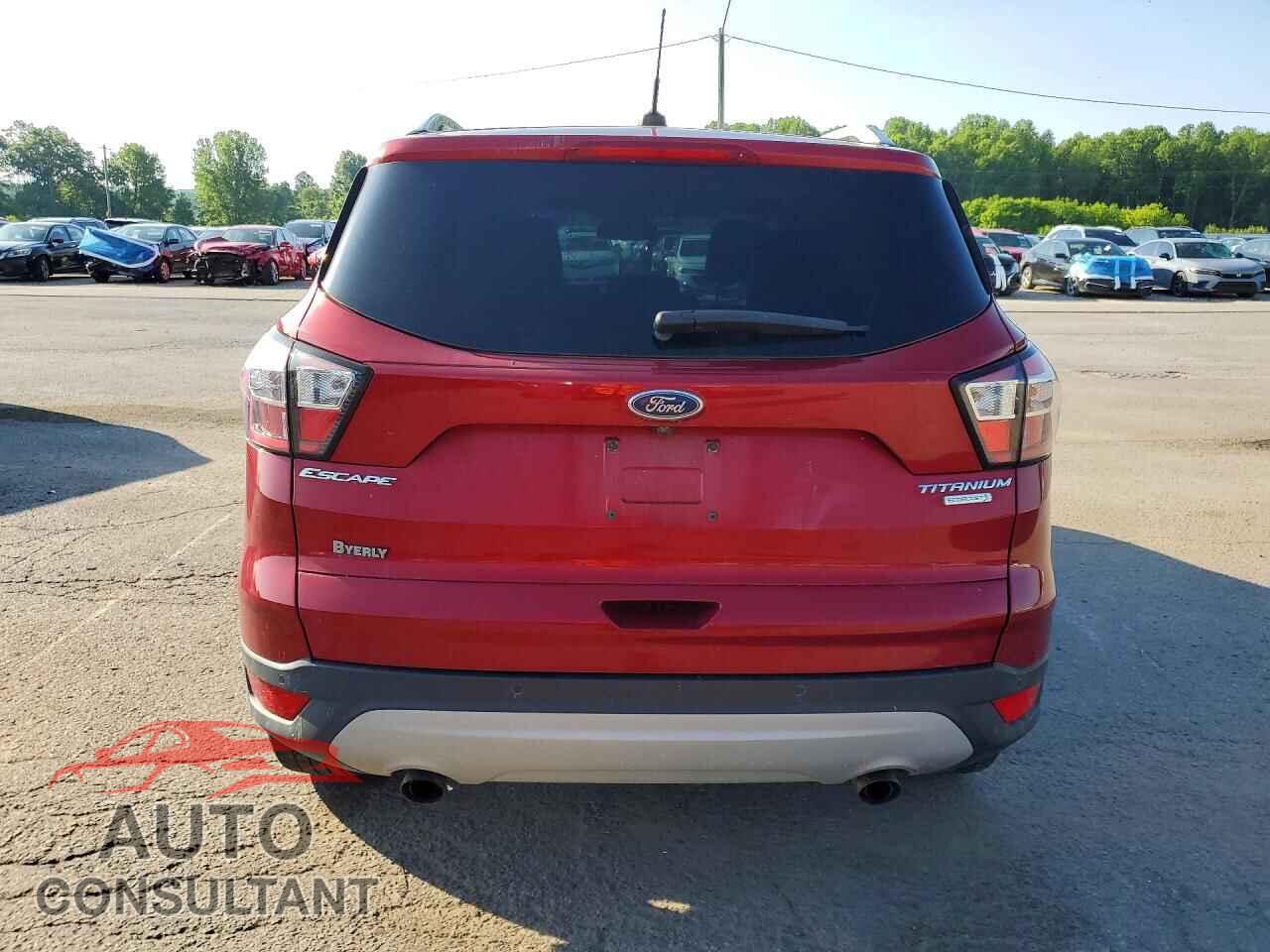 FORD ESCAPE 2017 - 1FMCU0JD3HUE68288