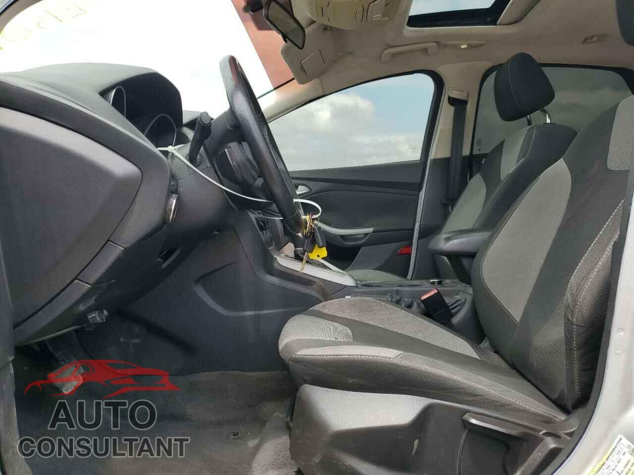 FORD FOCUS 2012 - 1FAHP3F23CL249250
