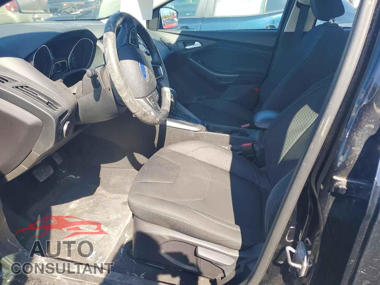 FORD FOCUS 2016 - 1FADP3K2XGL317005