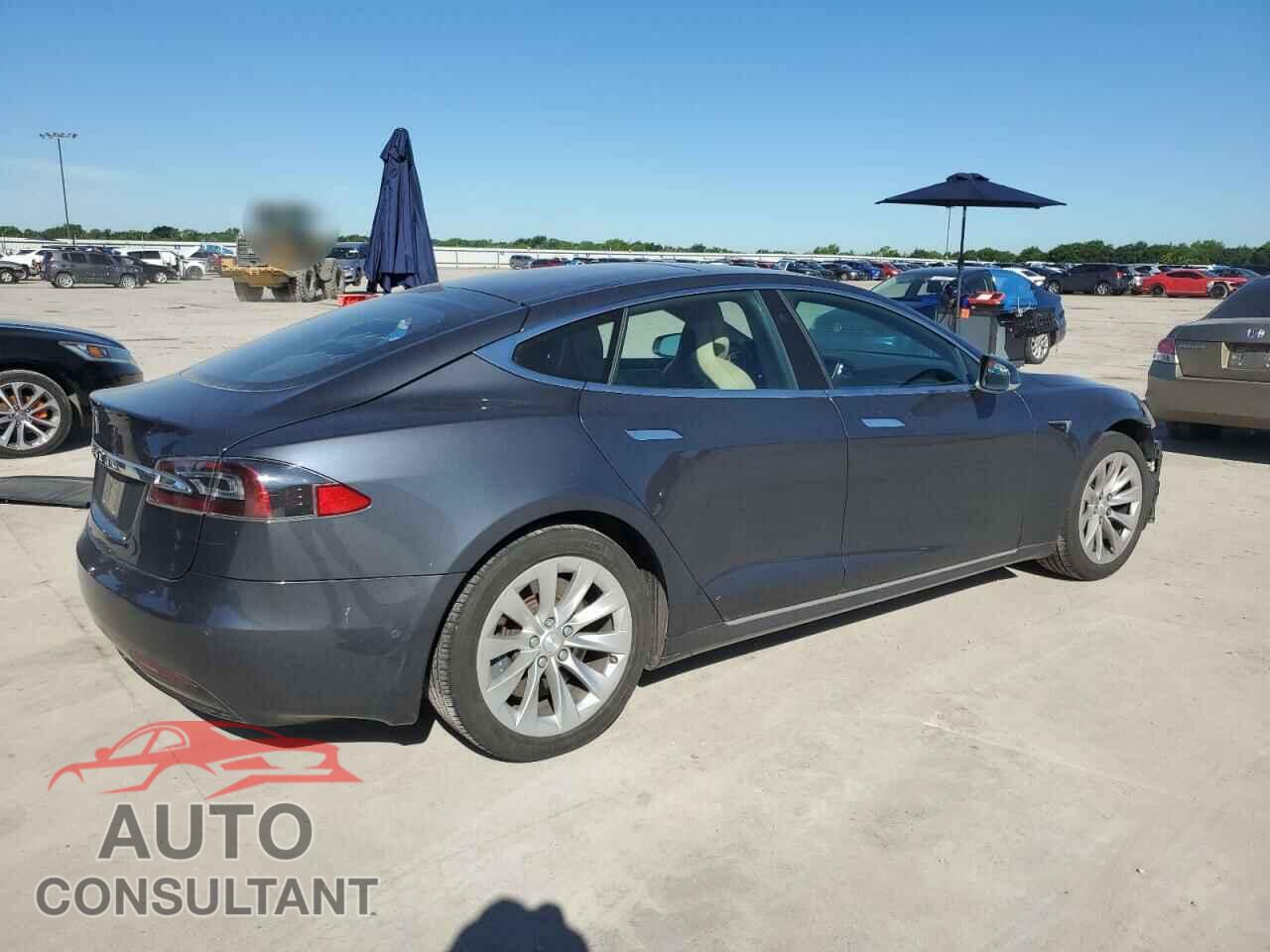 TESLA MODEL S 2017 - 5YJSA1E14HF184188