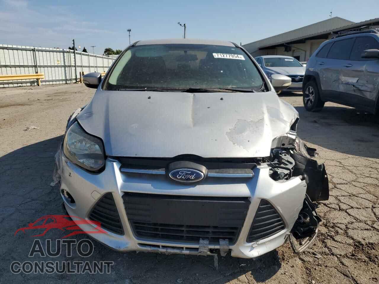 FORD FOCUS 2013 - 1FADP3F21DL351940