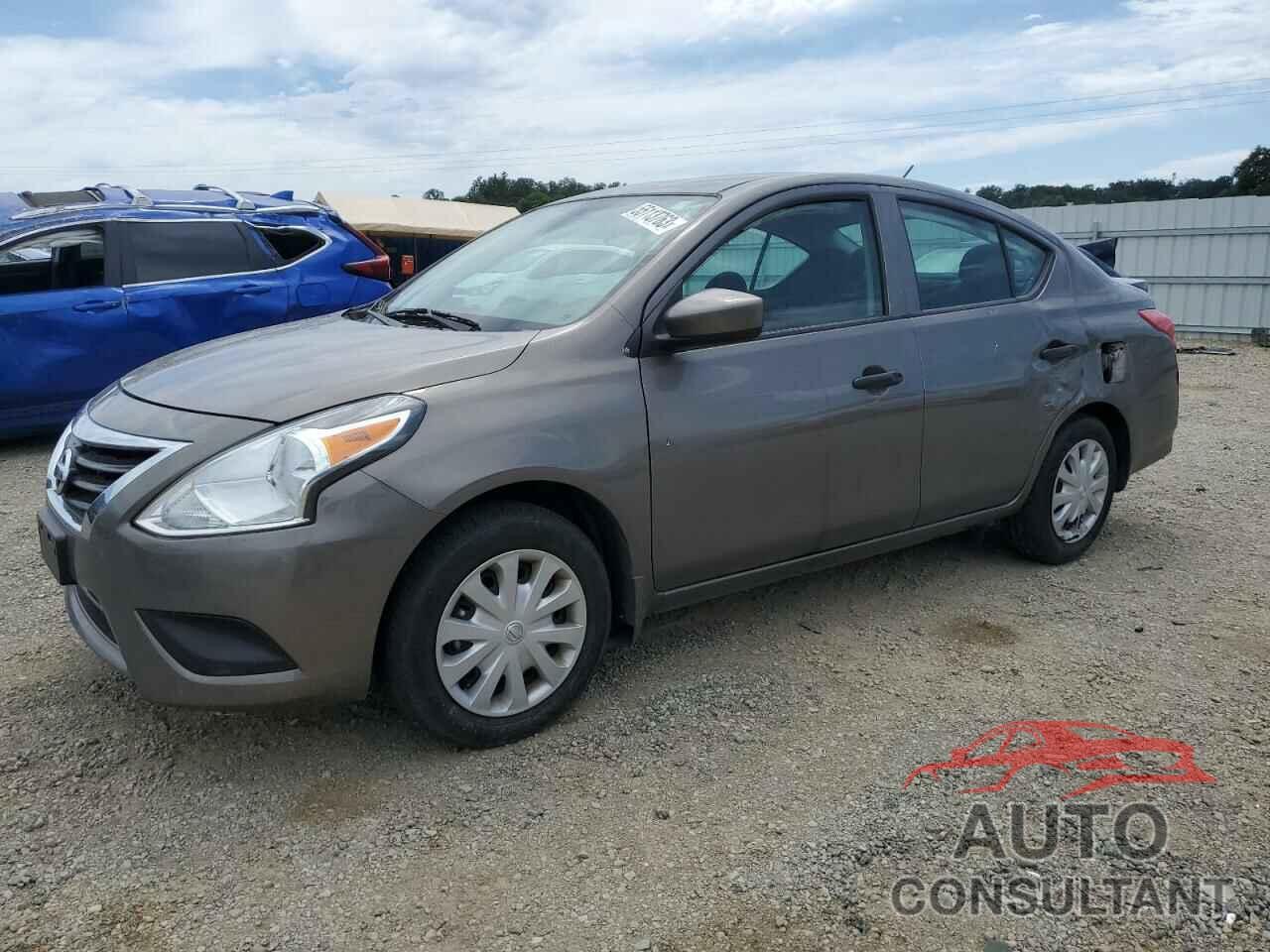 NISSAN VERSA 2017 - 3N1CN7AP6HL882280