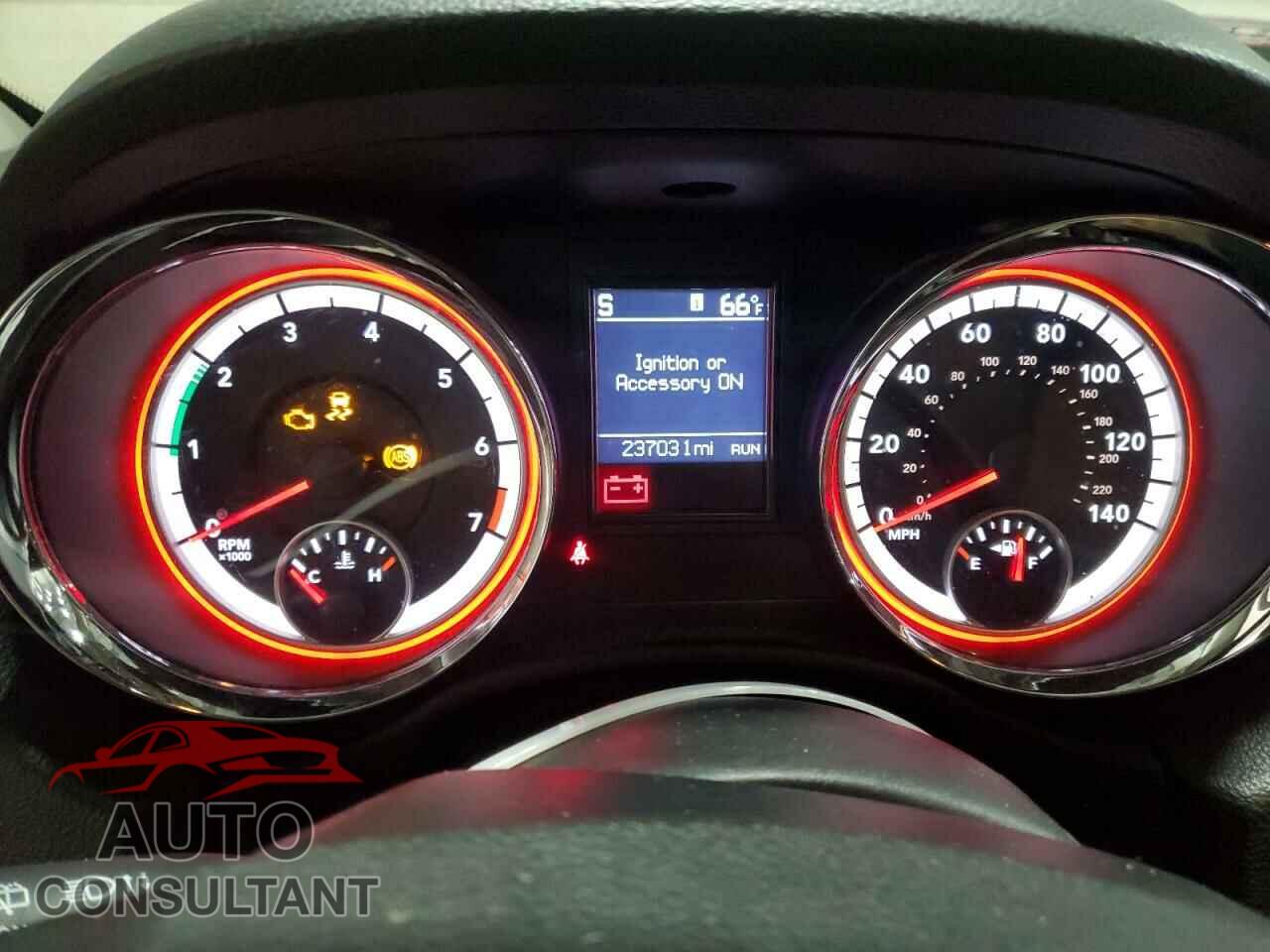 DODGE DURANGO 2013 - 1C4RDJEG3DC677586