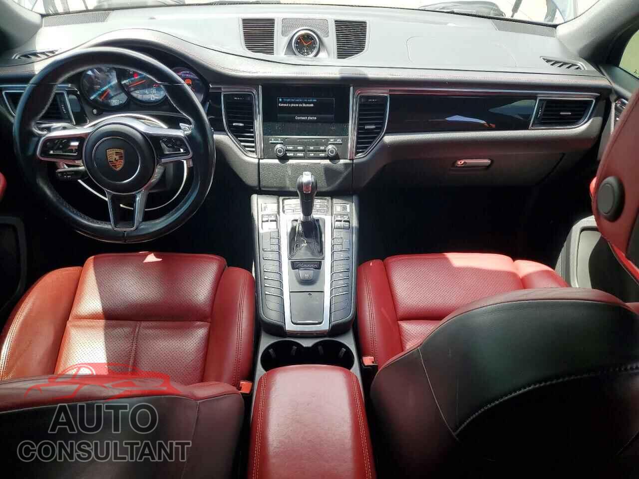 PORSCHE MACAN 2017 - WP1AG2A52HLB55051