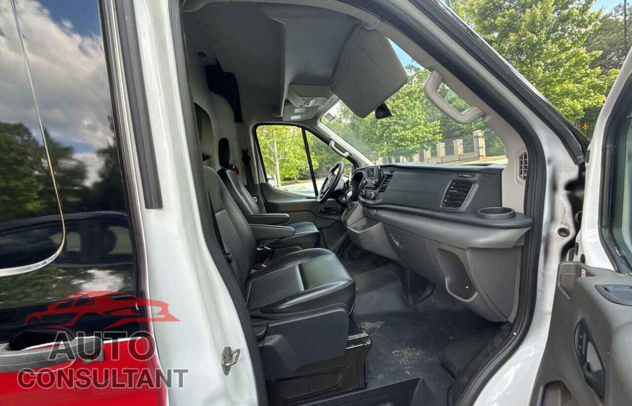 FORD TRANSIT 2020 - 1FTBR1C82LKB19778