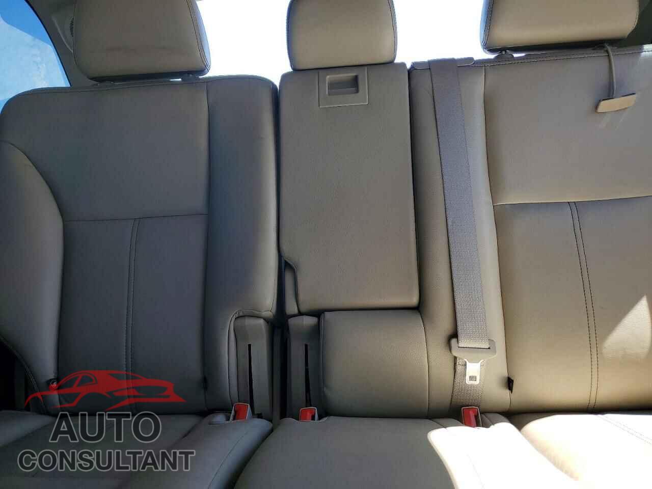 FORD EDGE 2013 - 2FMDK3KC3DBB14580