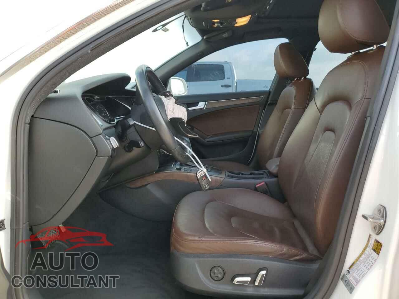 AUDI A4 2013 - WAUBFAFL7DN022114