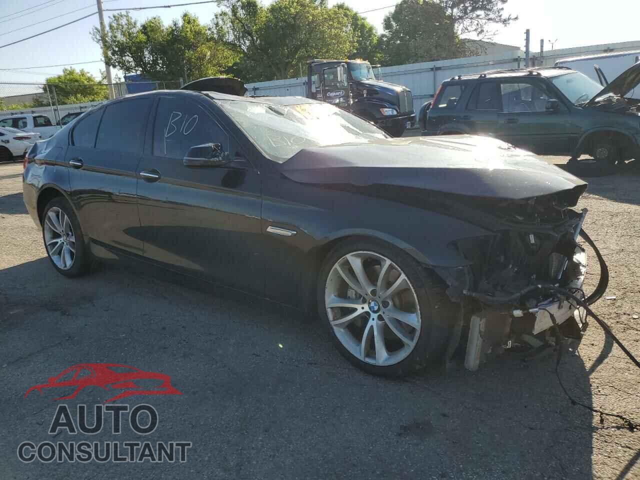 BMW 5 SERIES 2015 - WBA5B3C51FD543235
