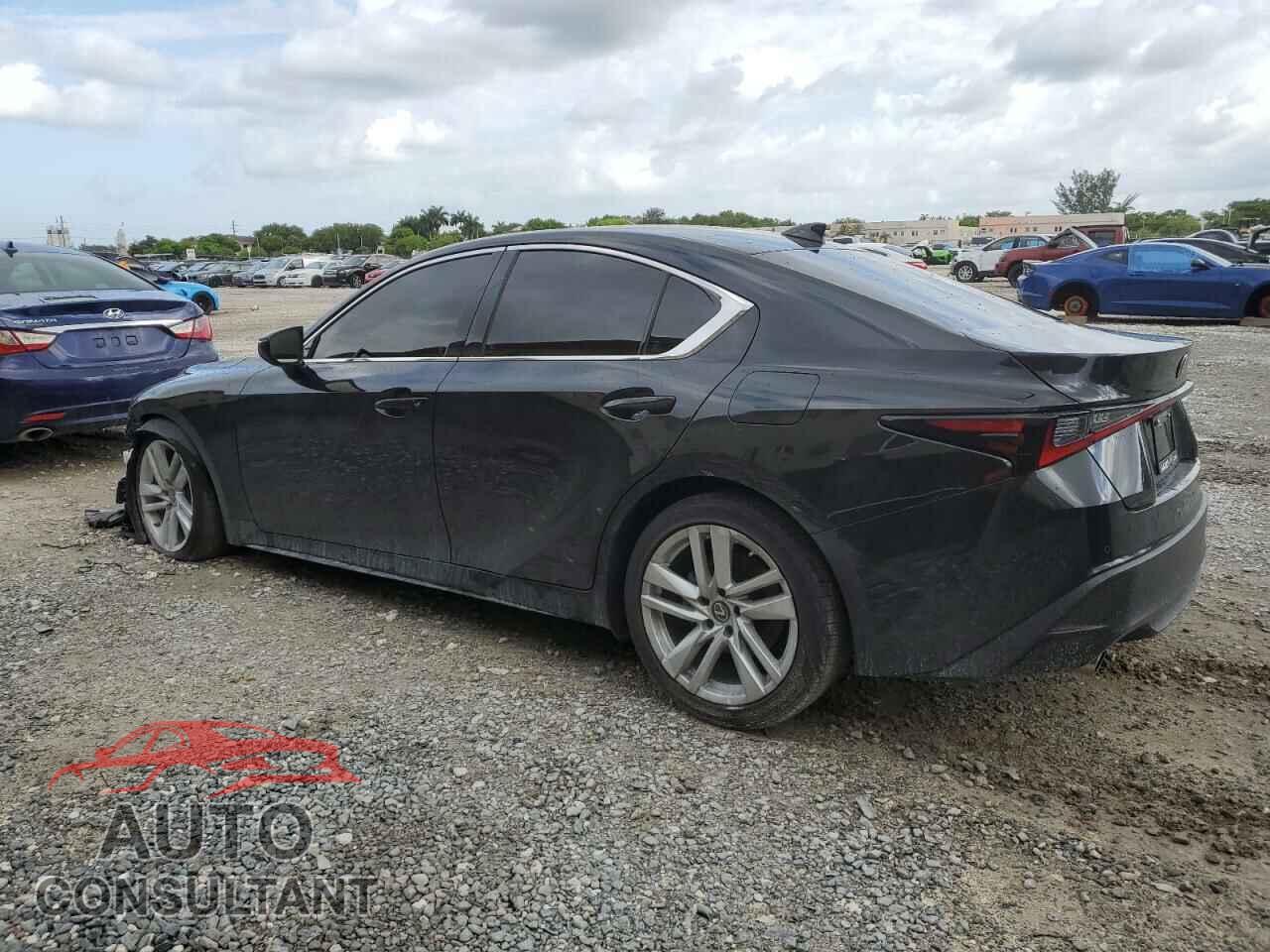 LEXUS IS 2021 - JTHCA1D22M5113211
