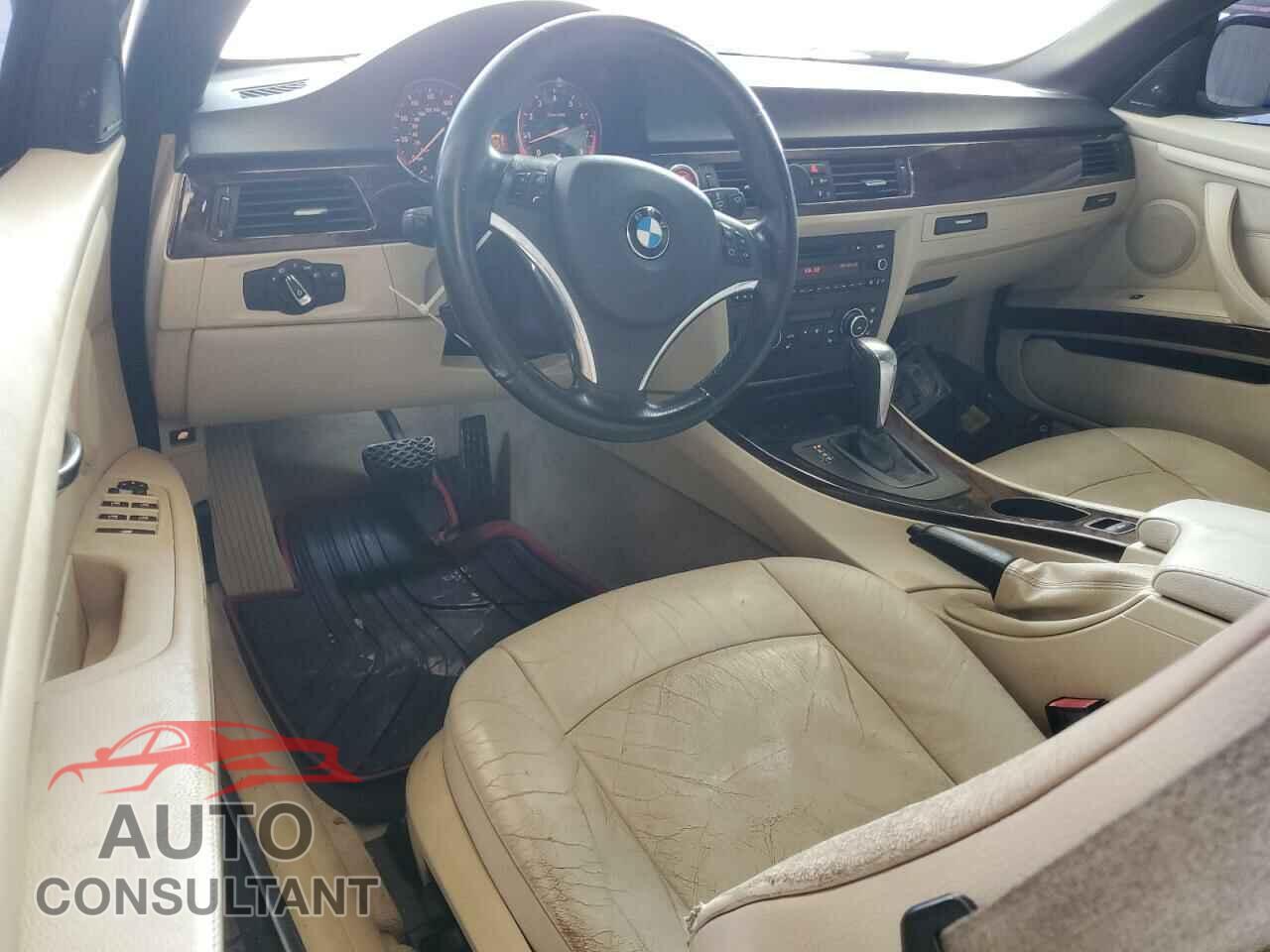 BMW 3 SERIES 2011 - WBADW3C50BE541027