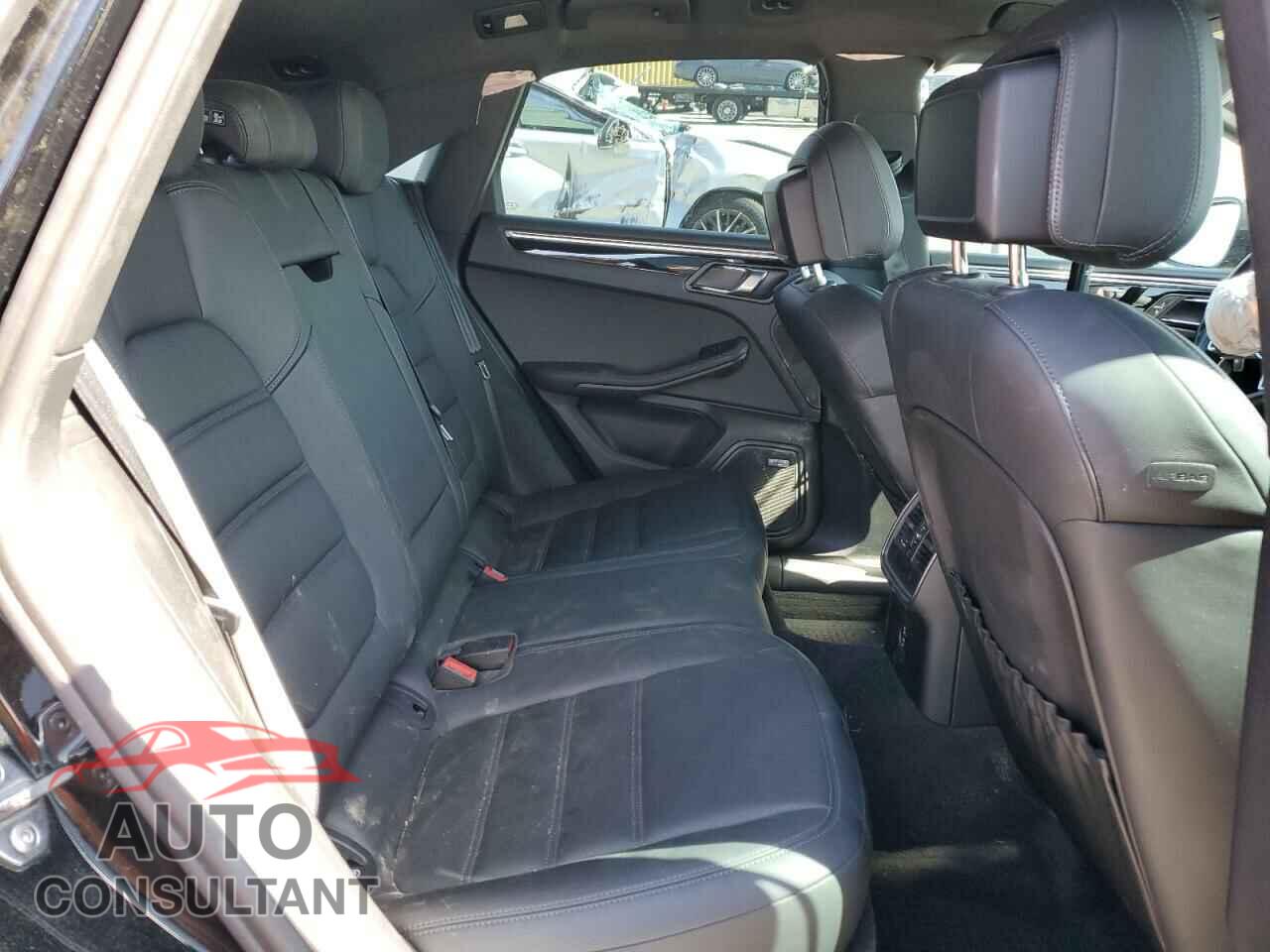 PORSCHE MACAN 2021 - WP1AB2A54MLB32797
