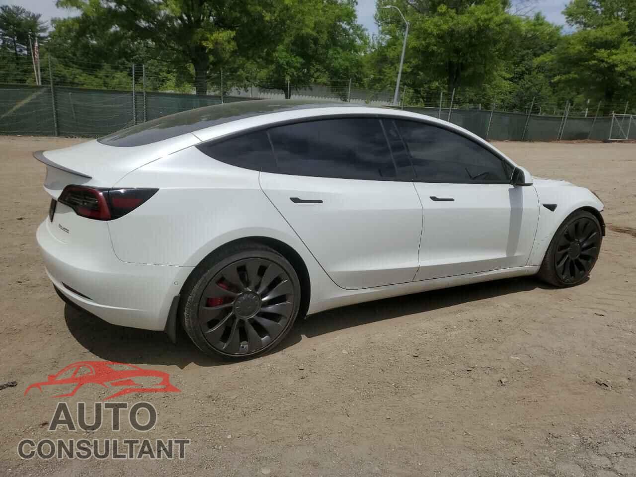 TESLA MODEL 3 2021 - 5YJ3E1EC5MF015740