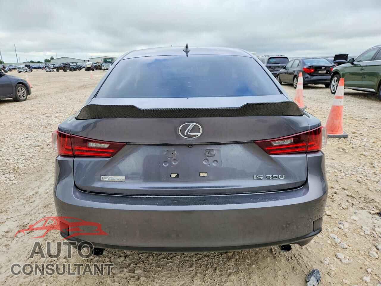 LEXUS IS 2014 - JTHBE1D21E5010122
