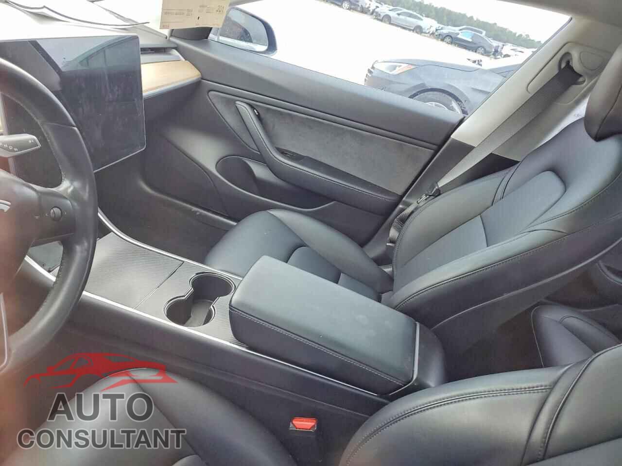 TESLA MODEL 3 2018 - 5YJ3E1EA3JF033938