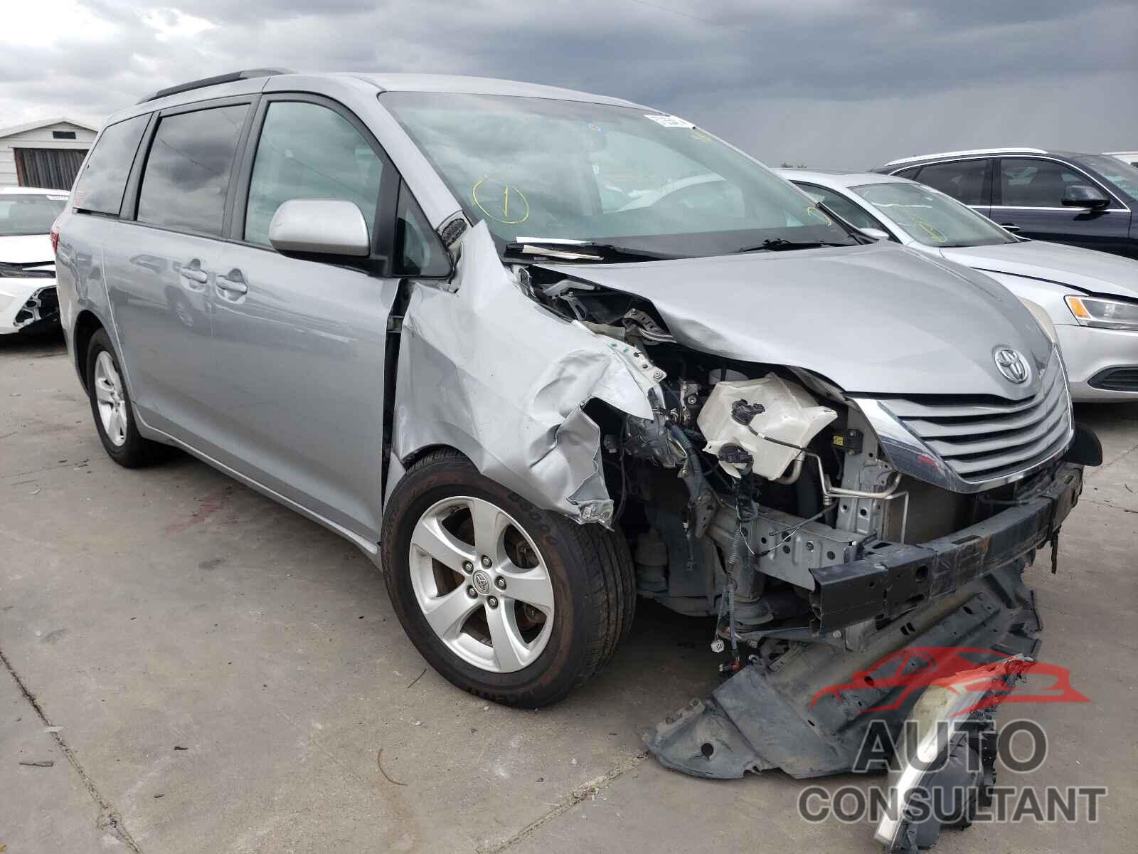 TOYOTA SIENNA 2017 - 5TDKZ3DC0HS842821