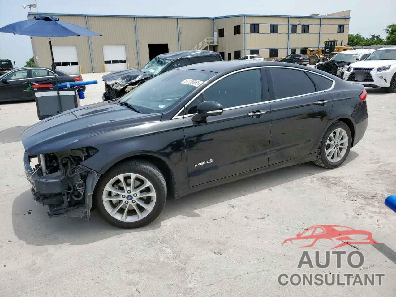 FORD FUSION 2019 - 3FA6P0MU8KR139417