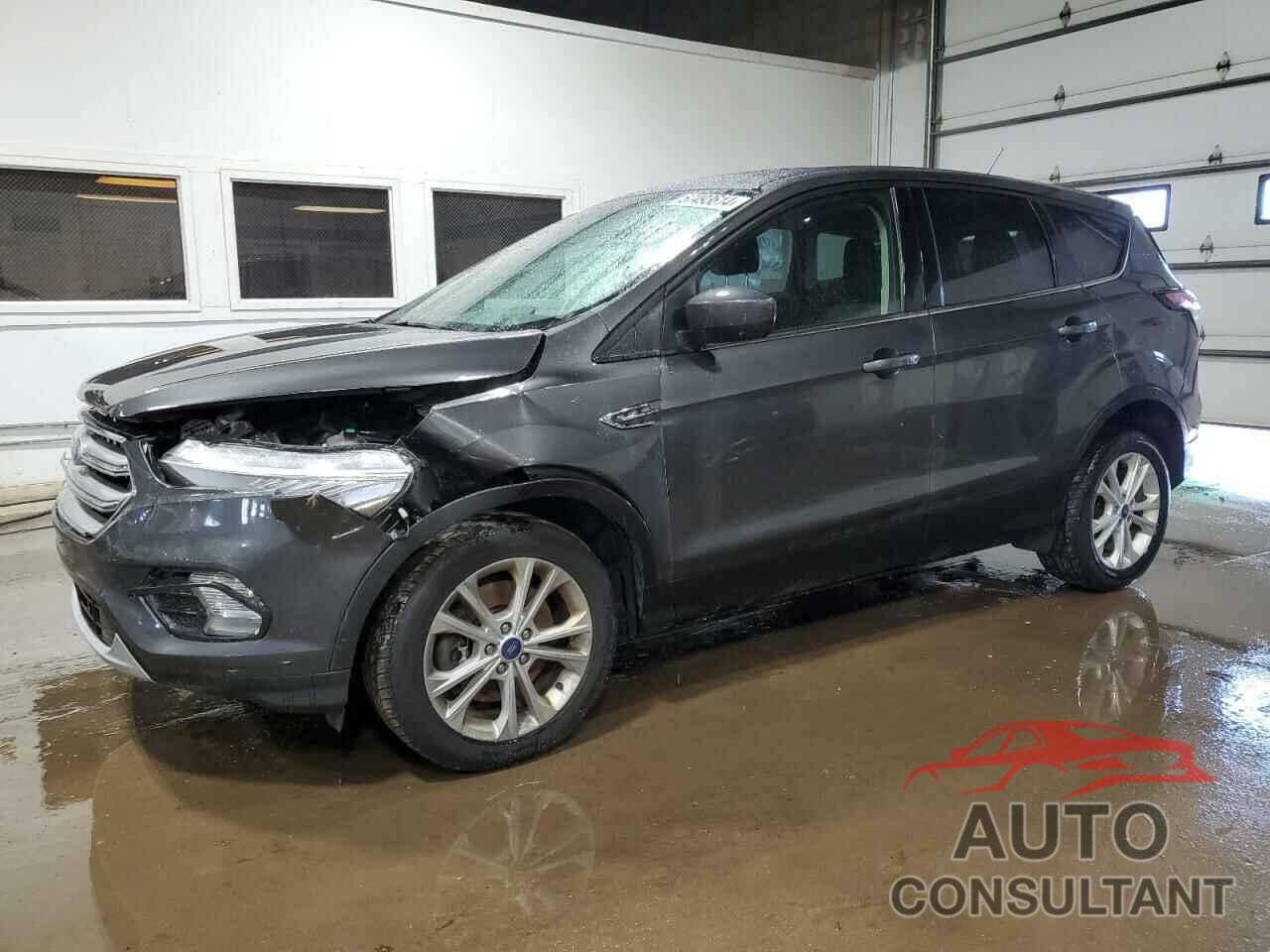 FORD ESCAPE 2017 - 1FMCU9G99HUC03303