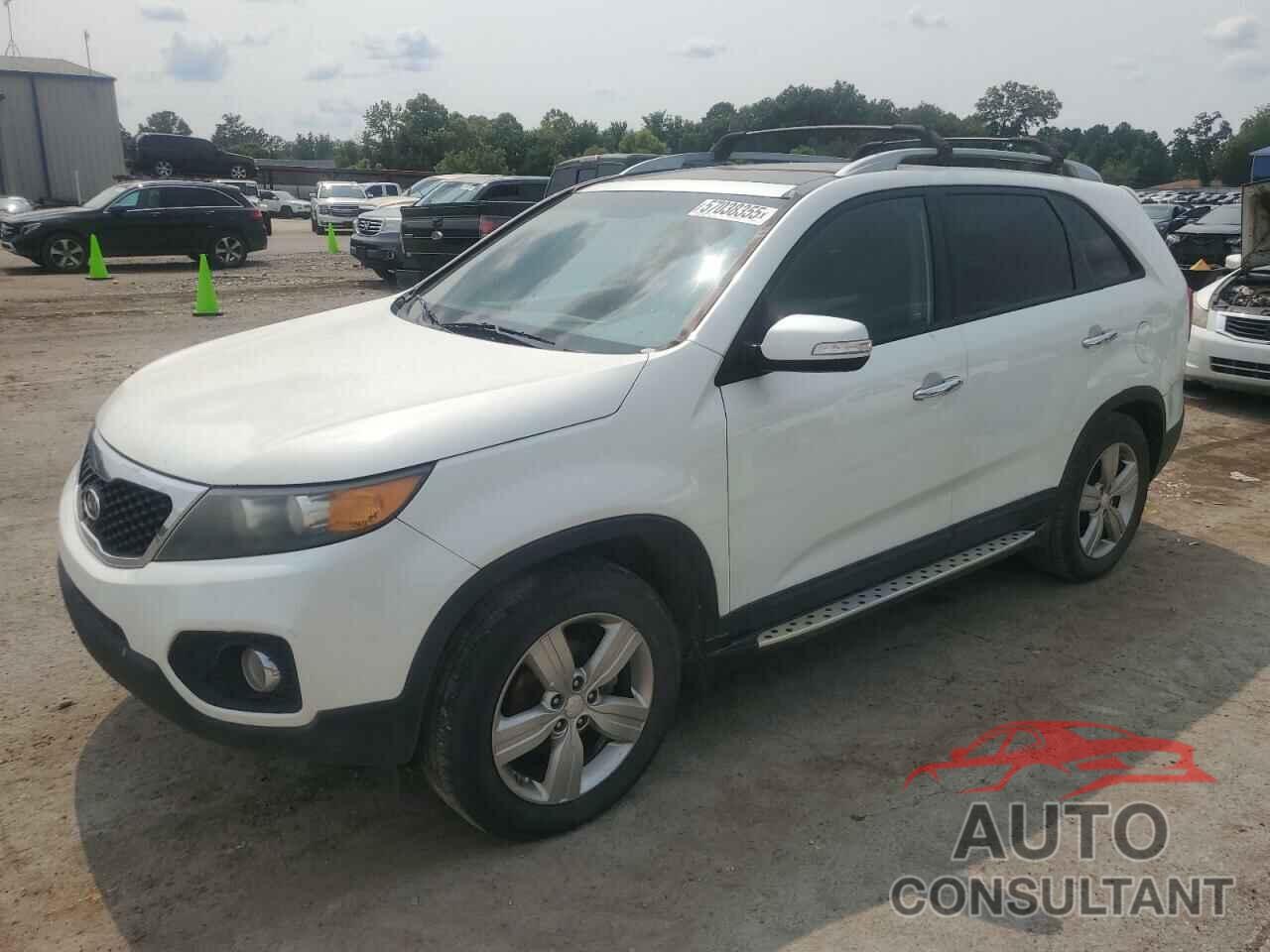 KIA SORENTO 2013 - 5XYKU4A21DG364481
