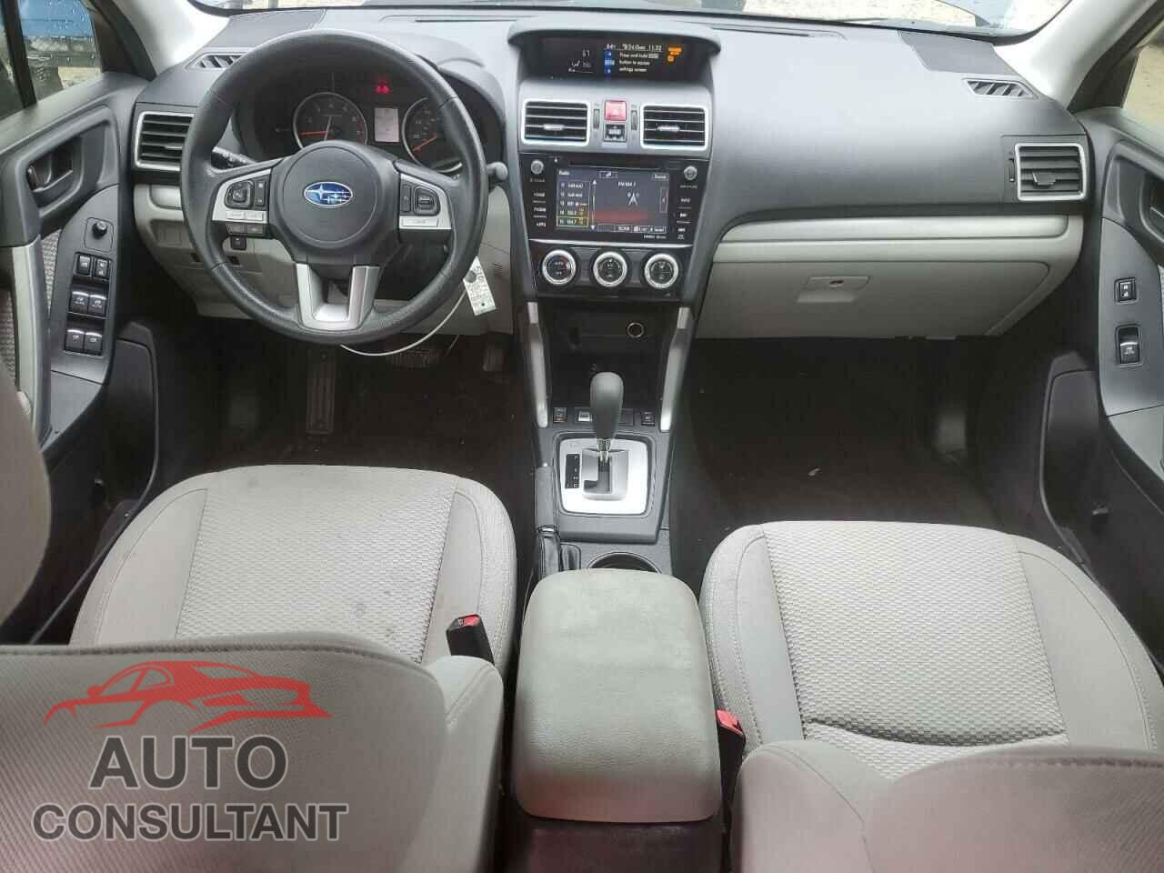 SUBARU FORESTER 2017 - JF2SJAEC1HH433520