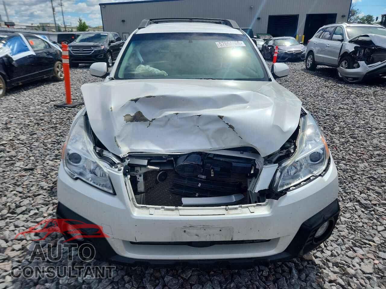 SUBARU OUTBACK 2013 - 4S4BRCCC2D3270241