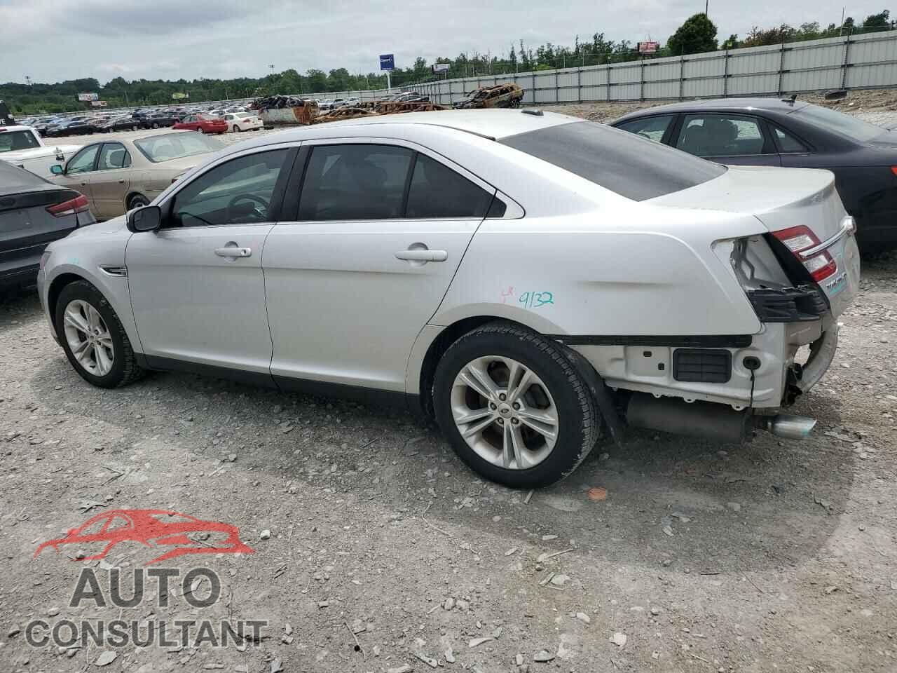 FORD TAURUS 2016 - 1FAHP2E85GG141453