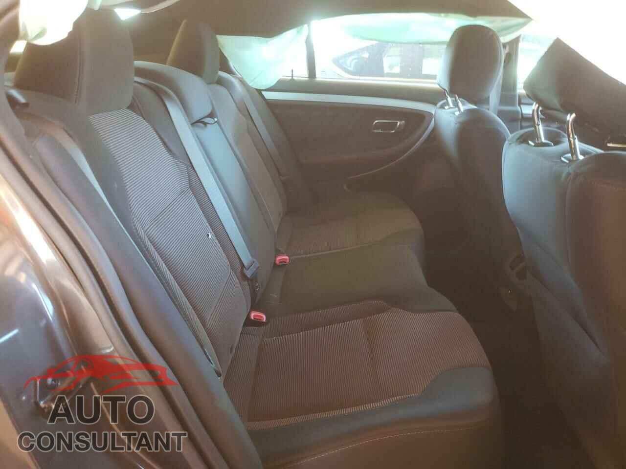 FORD TAURUS 2017 - 1FAHP2E89HG127444