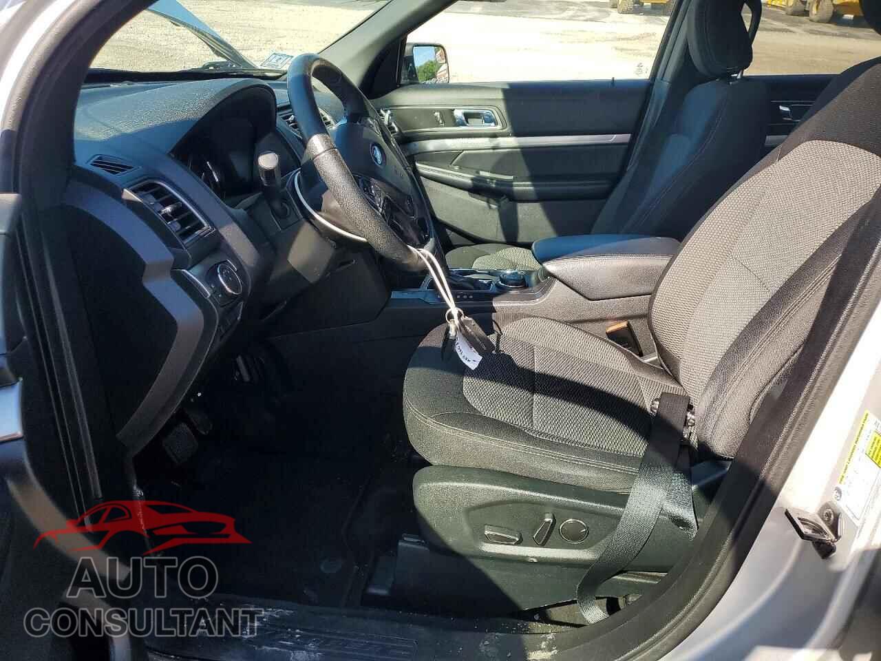 FORD EXPLORER 2018 - 1FM5K8D83JGB91142
