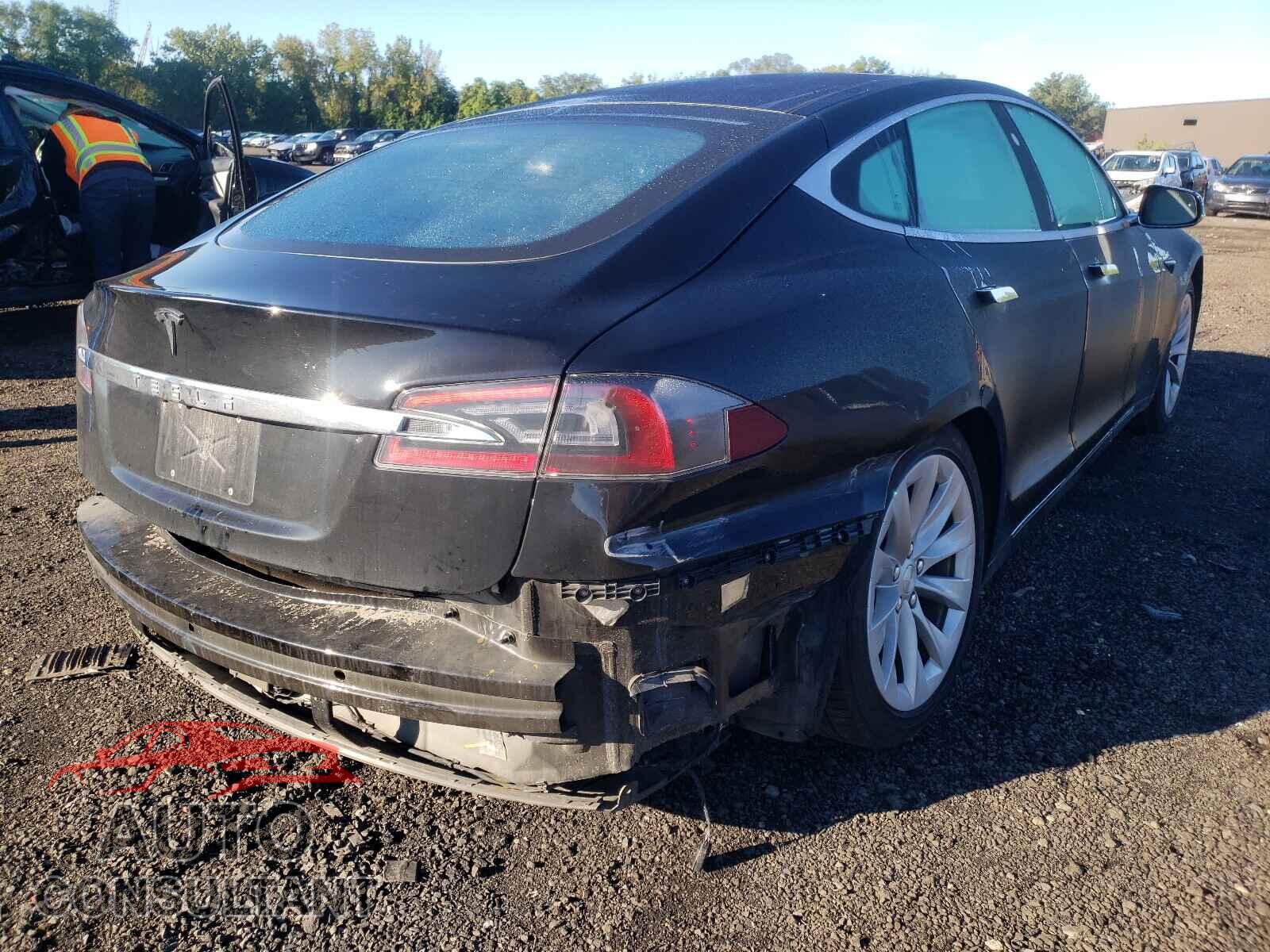 TESLA MODEL S 2017 - 5YJSA1E26HF184346