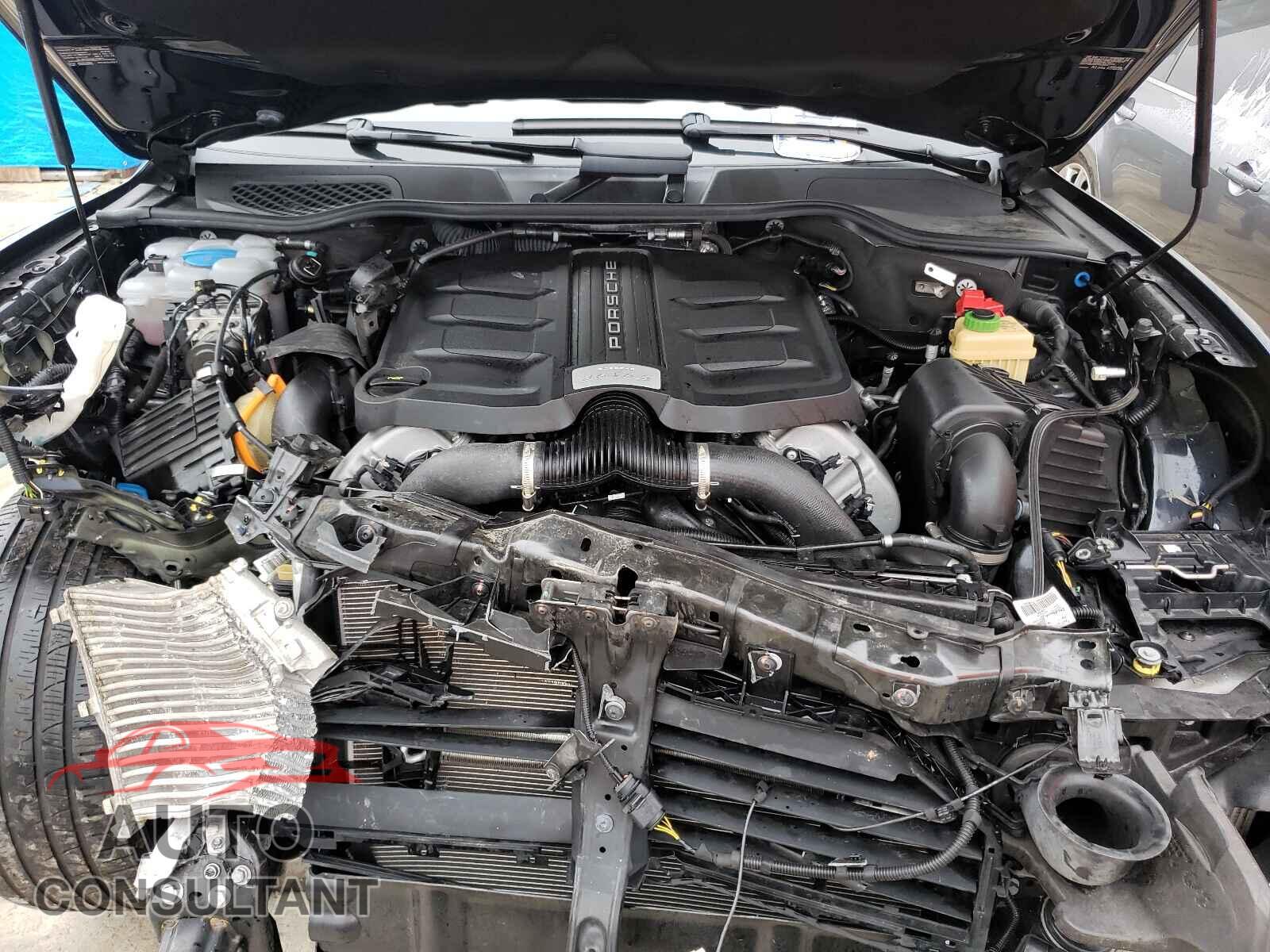 PORSCHE CAYENNE 2018 - WP1AB2A27JLA60527