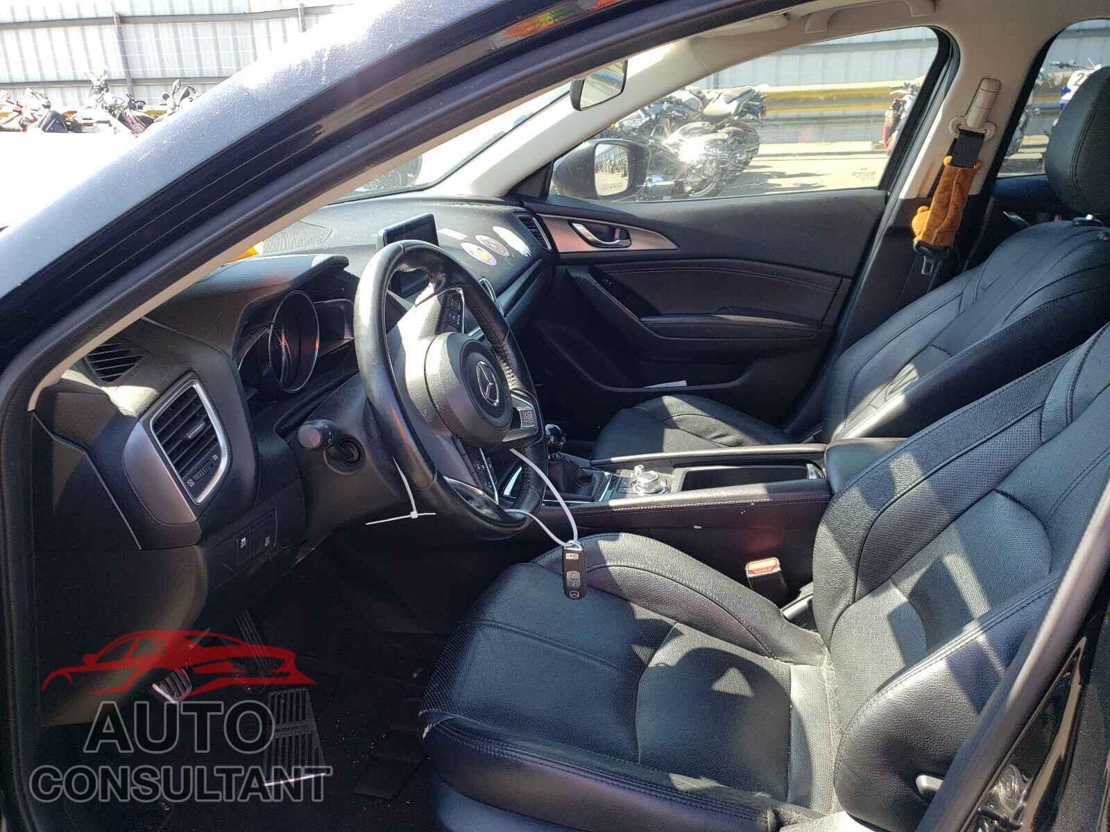 MAZDA 3 2017 - JM1BN1M33H1104122