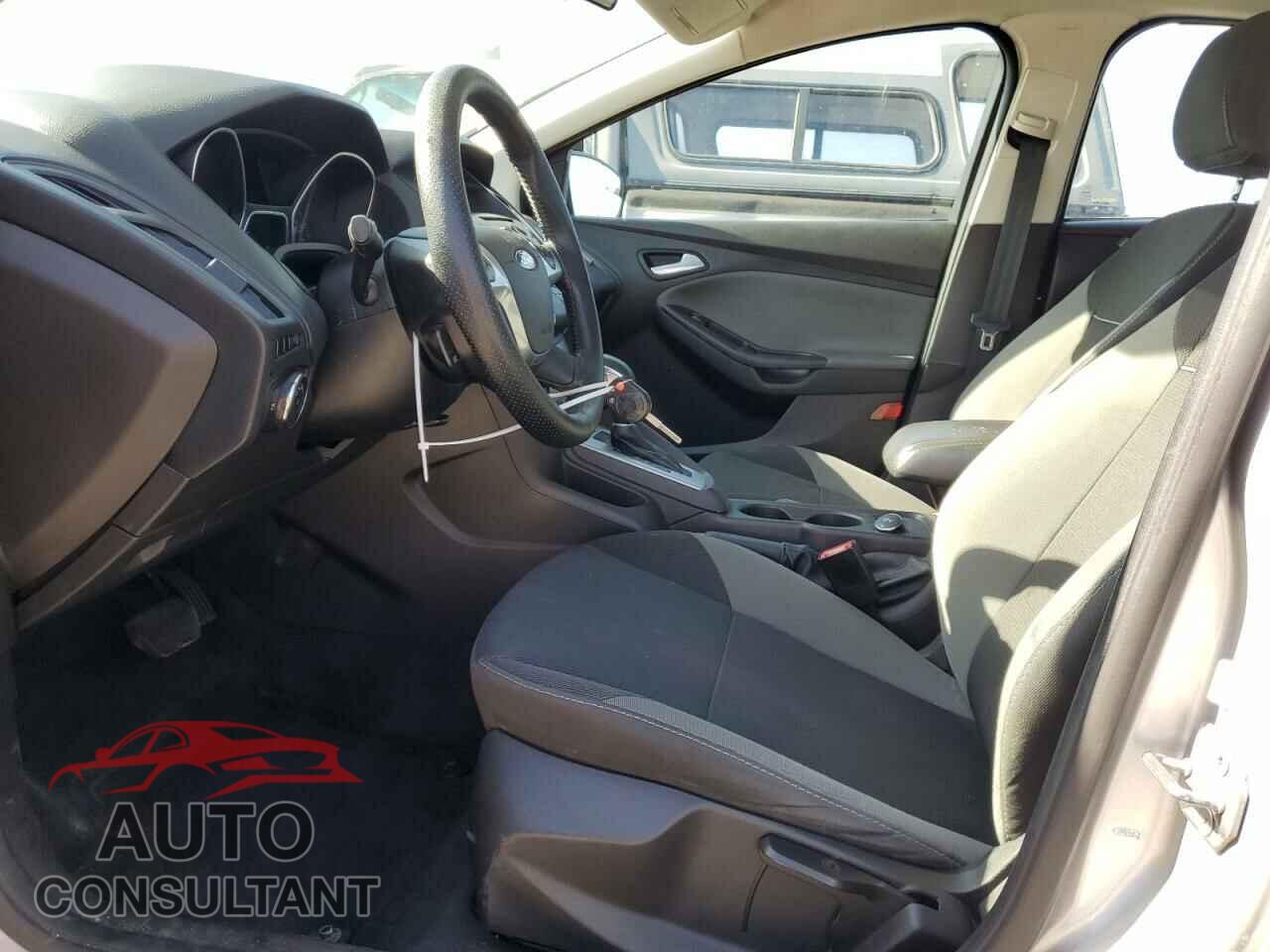 FORD FOCUS 2014 - 1FADP3K26EL247886