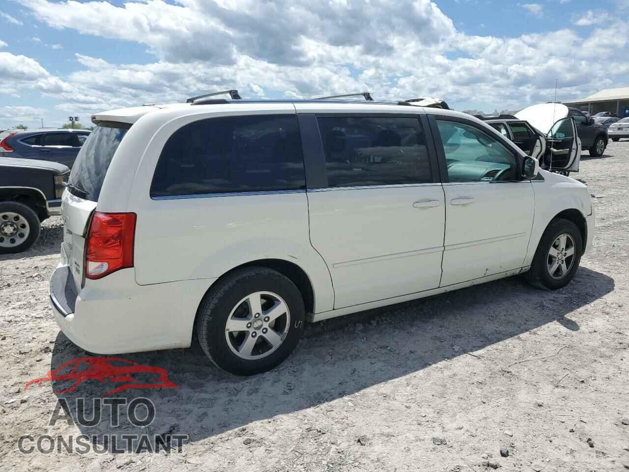 DODGE CARAVAN 2011 - 2D4RN5DG5BR689526