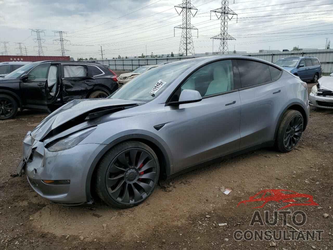 TESLA MODEL Y 2024 - 7SAYGDEFXRA291303